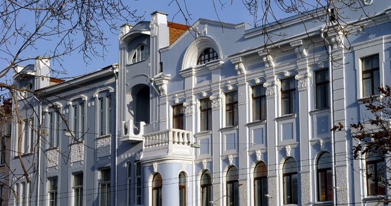 Матовая акриловая краска Derufa Супер для наружных работ